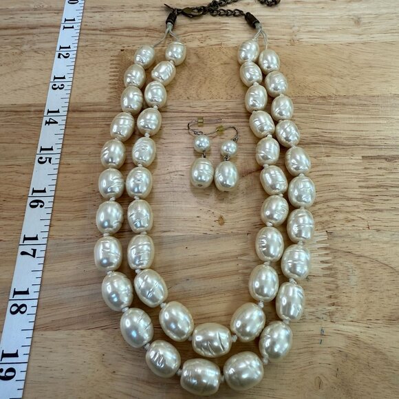 Chicos Vintage Faux Baroque Pearl Necklace & Earrings Set, Grandma Pearlcore - Picture 3 of 12